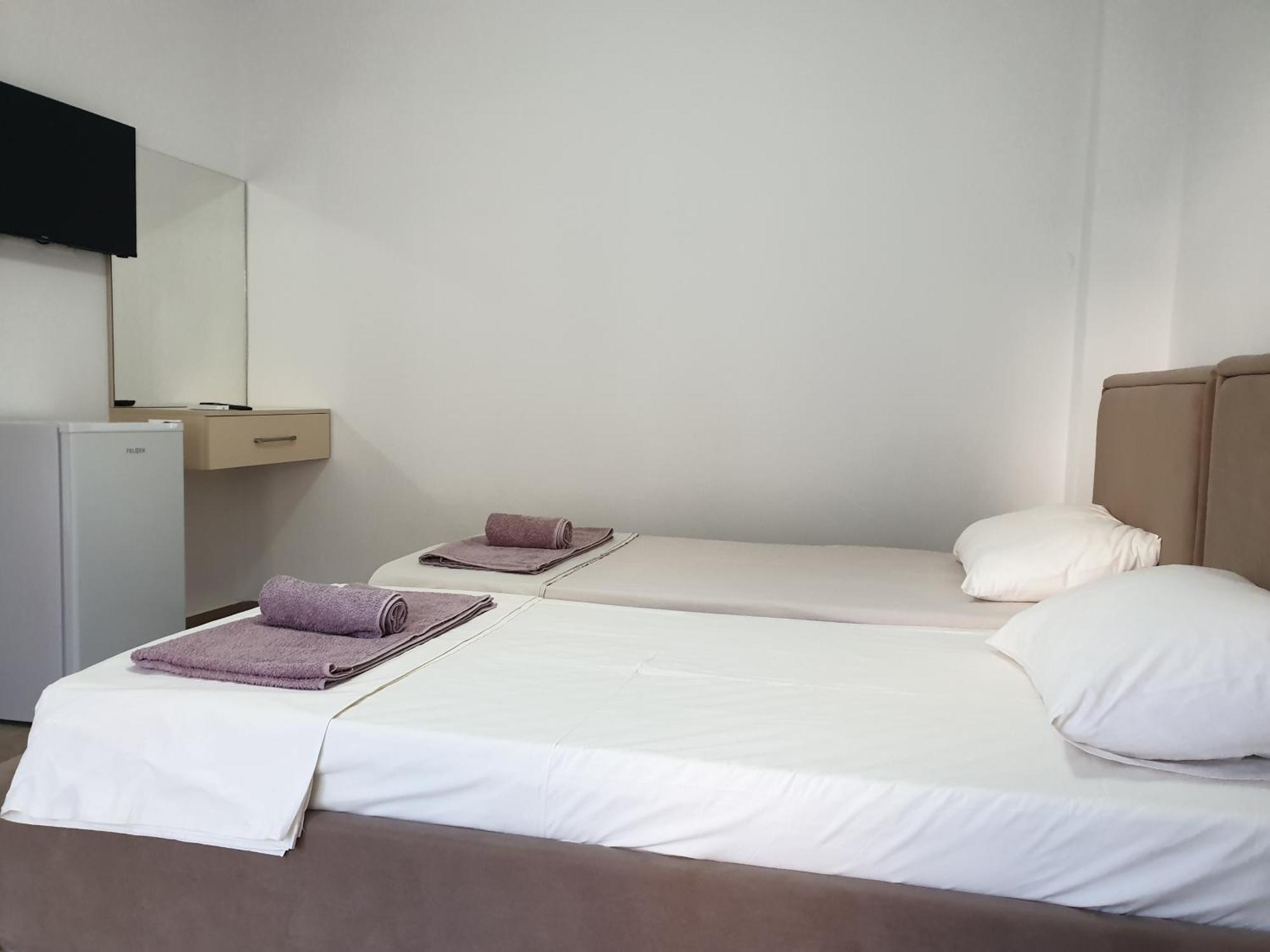 Rooms By George Dhërmi Zewnętrze zdjęcie