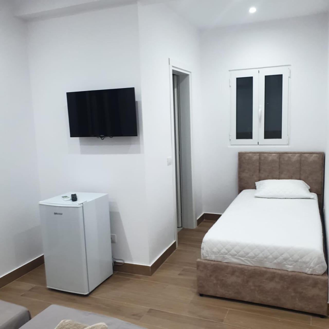 Rooms By George Dhërmi Zewnętrze zdjęcie